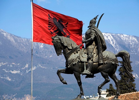 Shkrimi i 1606: Elokuenca, sekreti i suksesit të Gjergj Kastriotit Skënderbeut në fushën e betejës
