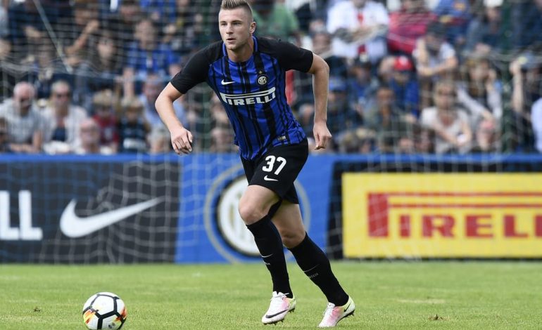 Chelsea ‘mahnitet’ pas Skriniar, gati ta bëjë mbrojtësin më shtrenjtë në histori
