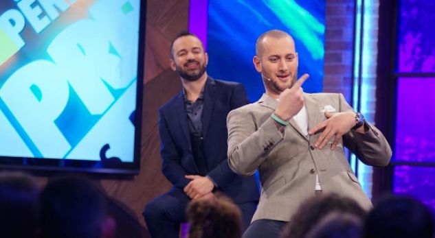 Elvis Pupa thumbon Florin: Humori i tij s’më ka bërë kurrë të qesh