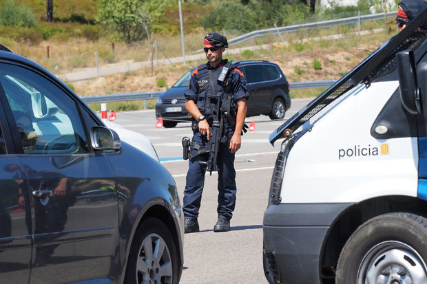 Bërtiti ‘Allahu Ekber’, plagoset me armë nga policia spanjolle