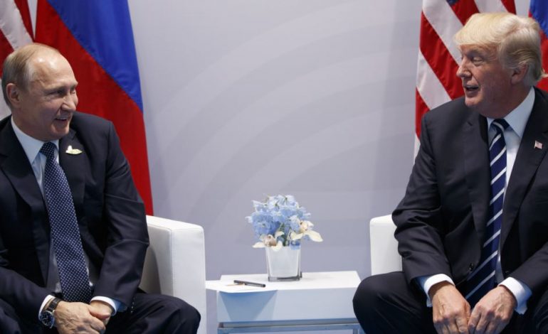 KOMENT/ E vërteta rreth spekulimeve mbi një takim Trump-Putin në Vjetnam