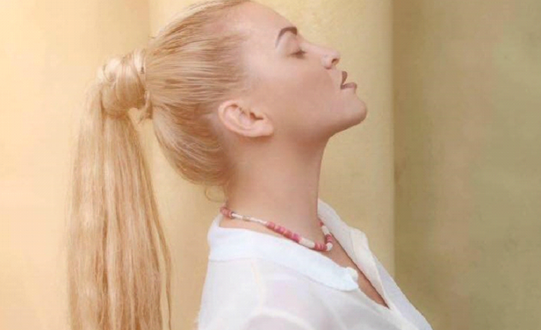 Albulena, këngetarja me më shumë stil