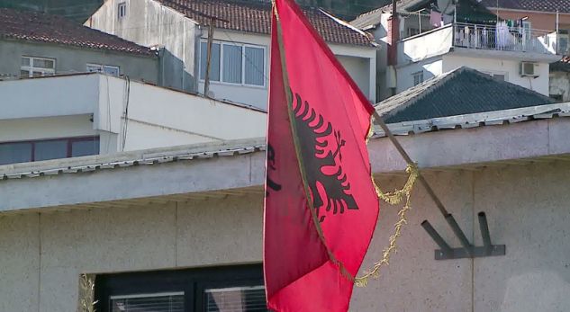 Simbolet kombëtare në Mal të Zi, shqiptarët nuk do të burgosen më