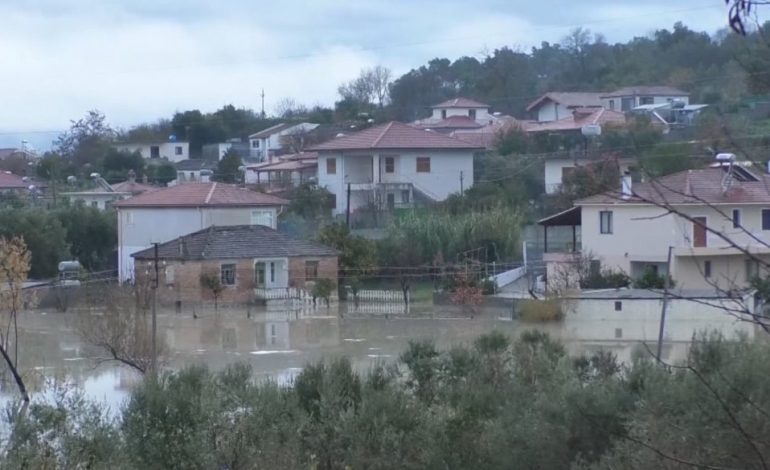 VLORA NE ALARM/ Kryeqendra e përmbyetjeve sot është NOVOSELA, ja gjendja alarmante (FOTO+VIDEO)