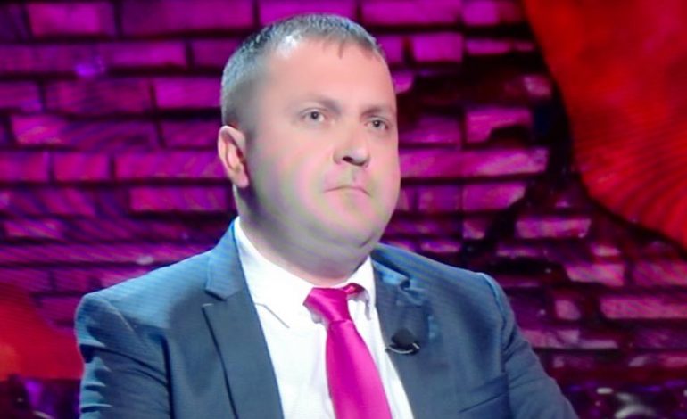 KRESHNIK OSMANI: Me 8 Dhjetor 1990 i kam hedhur tim eti të gjitha dekoratat që i kishte dhënë pushteti komunist