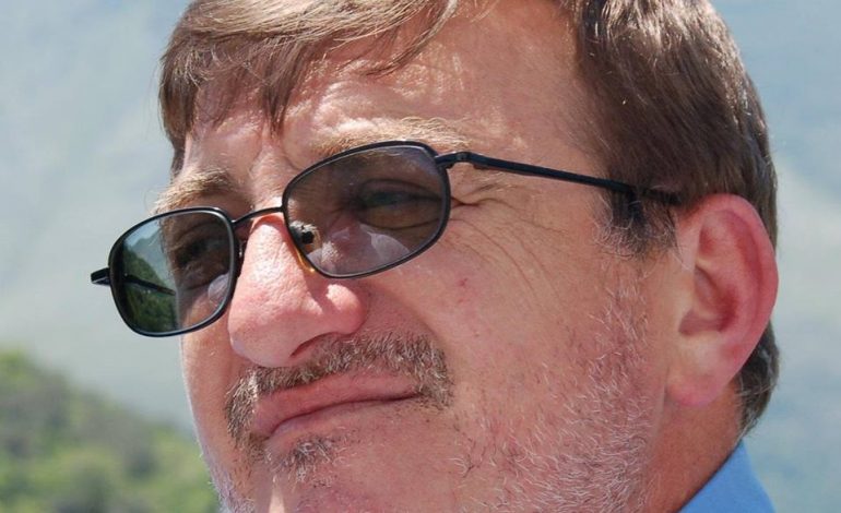 ENGJËLL SERJANI: Shqiptarët në Greqi, të parët si kontriubues, pse të mos jenë edhe përfitues?