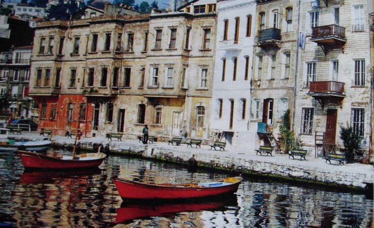 ARNAVUTKOY/ Një shëtitje në lagjen shqiptare të Stambollit