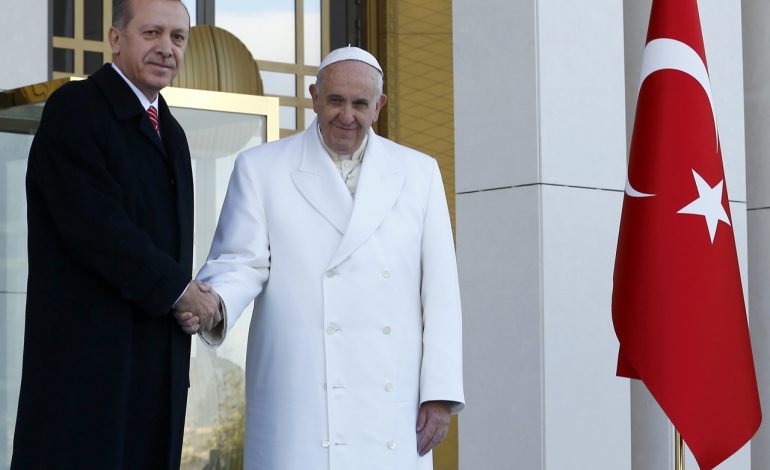 Trump njeh Jeruzalemin/ Erdogan, telefonatë me Papa Franceskun: Të ruajmë statusin e qytetit të shenjtë!