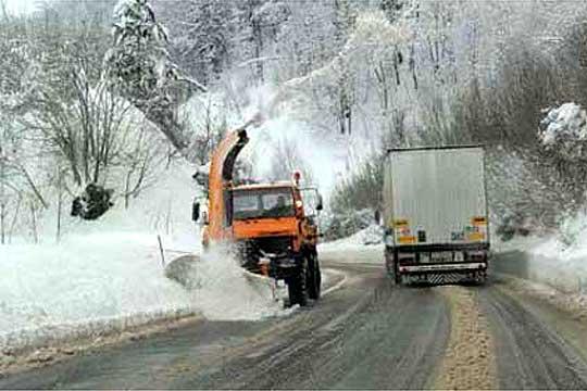 DËBORA-BLLOKIMI I RRUGËVE/ Transportet: Situata është përmirësuar. Segmentet e qarkullueshme