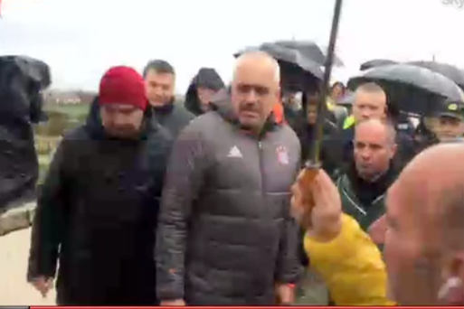 Rama ne qendër të Emergjencës në Fier për menaxhimin e situatës të Vjosës/FOTO