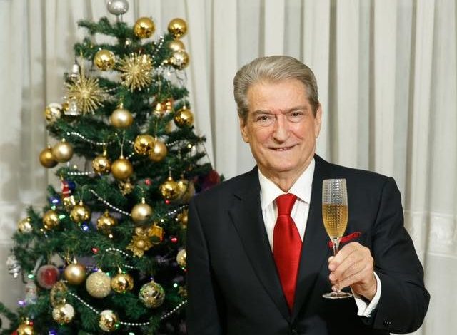Festa e Krishtlindjeve, Berisha uron besimtarët: Një urim i përzemërt në këtë natë të shenjtë