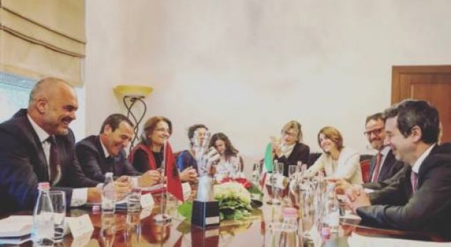 Marrëdhëniet Shqipëri-Itali, mbërrin në Tiranë Ministri i Drejtësisë. Çfarë shkruan në ‘Twitter’ për takimin me Ramën