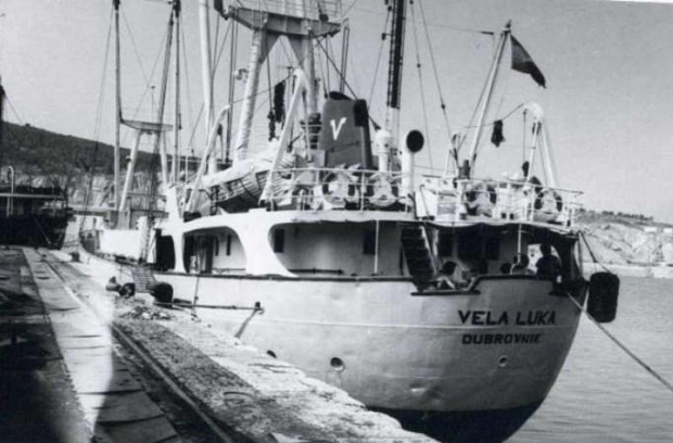 Durrës, ja si bëhej kontrabanda e armëve në vitet ’90/ Dëshmitë