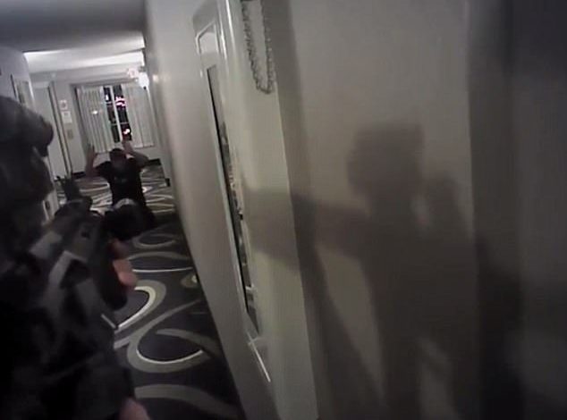 “Ju lutem mos më vrisni”/ Polici shpallet i pafajshëm pasi vrau gabimisht 26 vjeçarin (VIDEO)