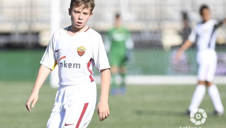 Djali i Tottit çmend spanjollët: Futbolli rrjedh në venat e tij