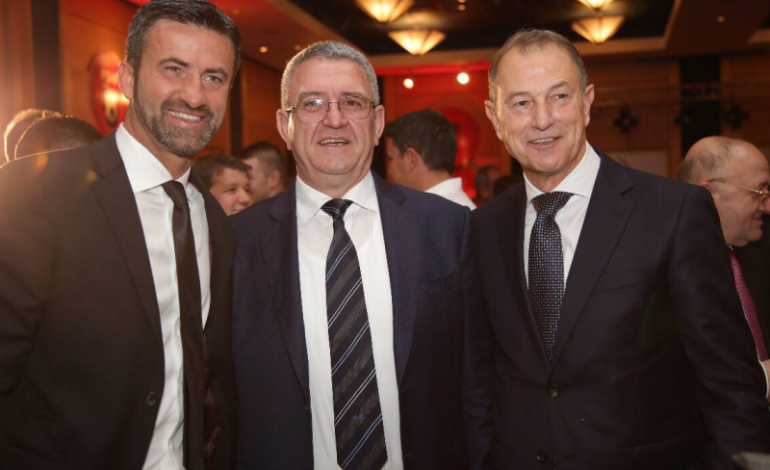 FOTO/ Momentet më të bukura të 2017, FSHF injoron De Biazin