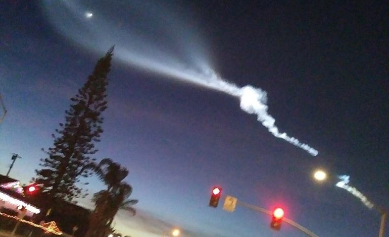 “Alienët janë këtu”/ Banorët tmerrohen, PAMJET që shohin në qiell janë tronditëse (FOTO)