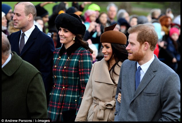 Gazetarja britanike bashkohet me “dhimbjen” e Meghan: E di se çfare ndjeve kur u përule, une e…