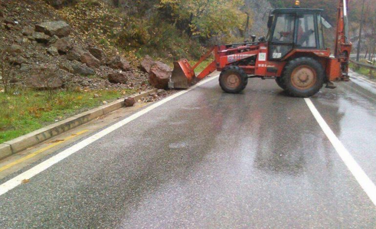 Ministria e Bujqësisë sqaron/ Ja arsyeja e vërtetë e përmbytjeve!