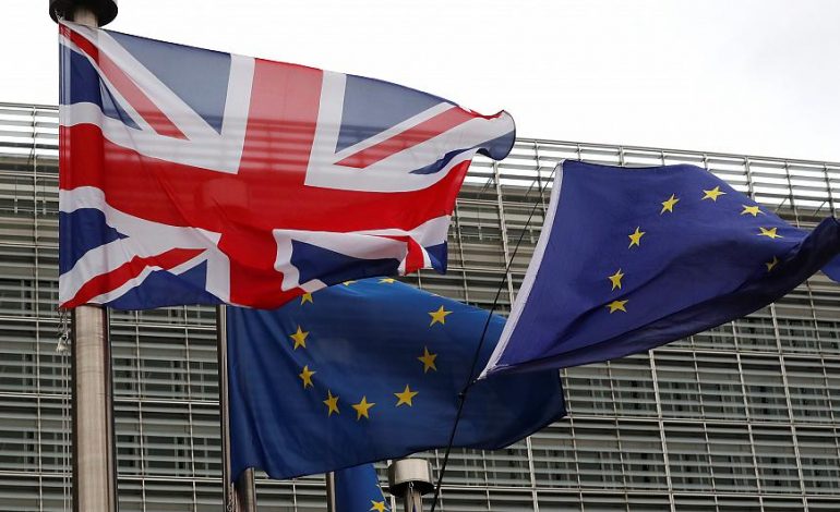 BREXIT/ Zbardhet e plotë marrëveshja për daljen e Britanisë nga BE (TEKSTI)