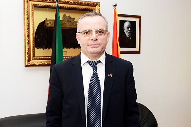 Dëshmia e ish-studentit të dhjetorit: Çfarë na tha Azem Hajdari kur u mblodhëm në shesh