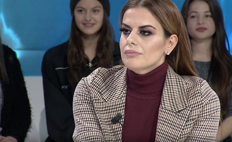 Trondit Big Mama live në emision, rrëfen se çfarë operacioni plastik do të bëjë pas dobësimit (FOTO+VIDEO)