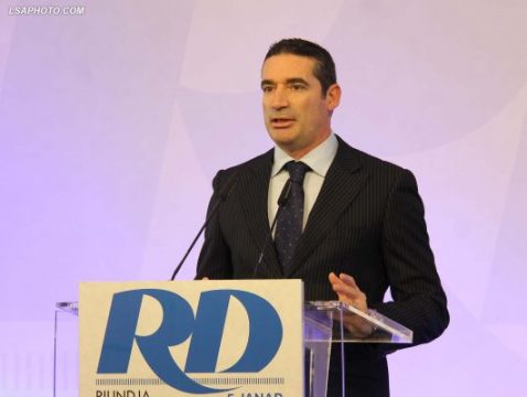 Partia Demokratike nxjerr kryeredaktorin e RD për inspektim në zonat e përmbytura (DEKLARATA)