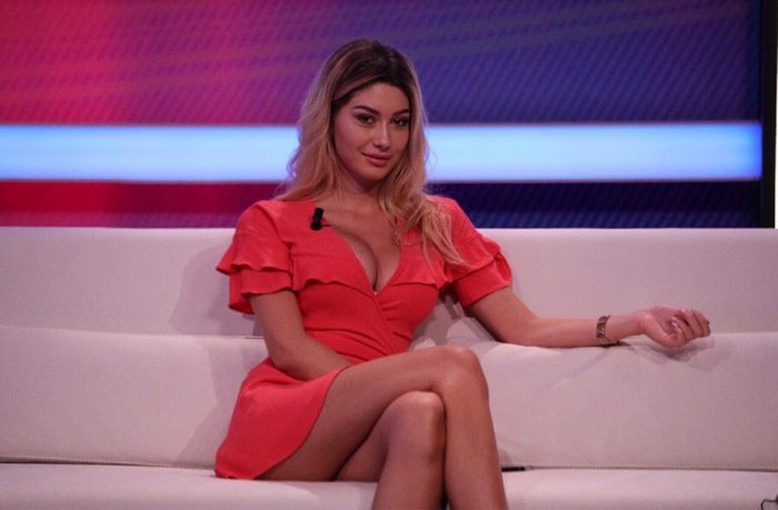 Vajza që përfaqësoi bukurinë shqiptare në Miss Universe: Falenderoj vetëm ata … (FOTO)