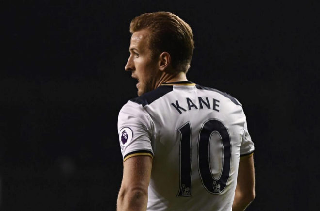 Harry Kane shënjestron rekordet historike të Alan Shearer