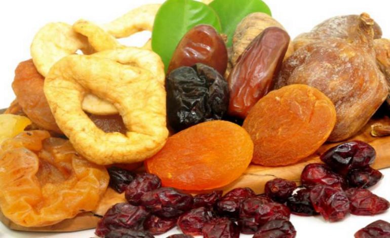 Fruta të thata apo të freskëta? Ja cilat janë më të shëndetshme