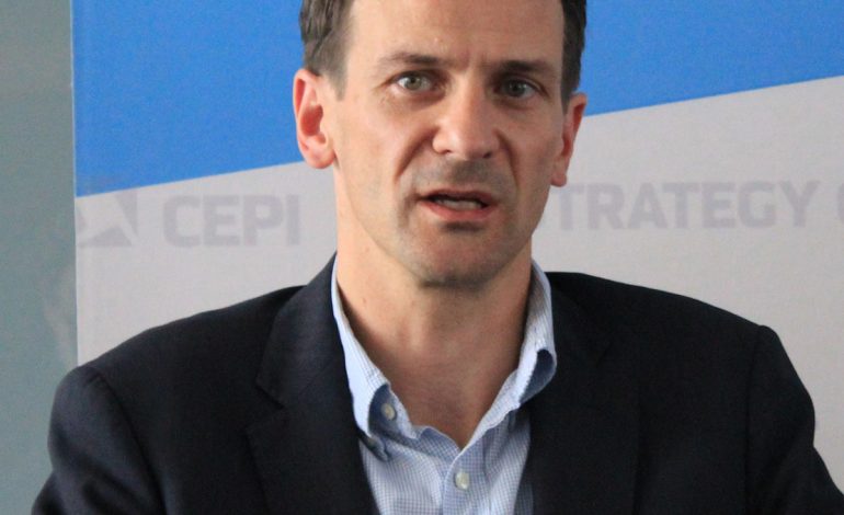 Polonia drejt largimit nga BE? Ekspertët: Situata në vend është vërtet serioze