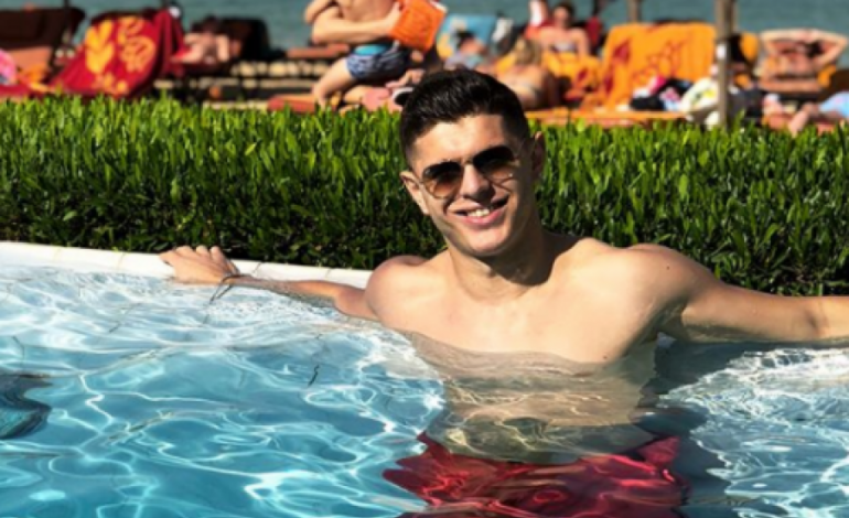 Rashica në Dubai, takon ish-lojtarin e Real Madridit (FOTO)