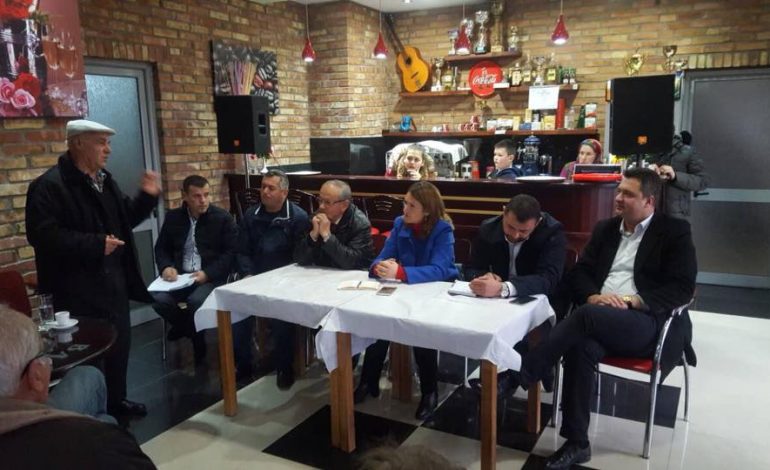 PËRRENJAS/ Banorët i kundërvihen kryetares së Bashkisë për buxhetin e 2018. Zbulohet pse
