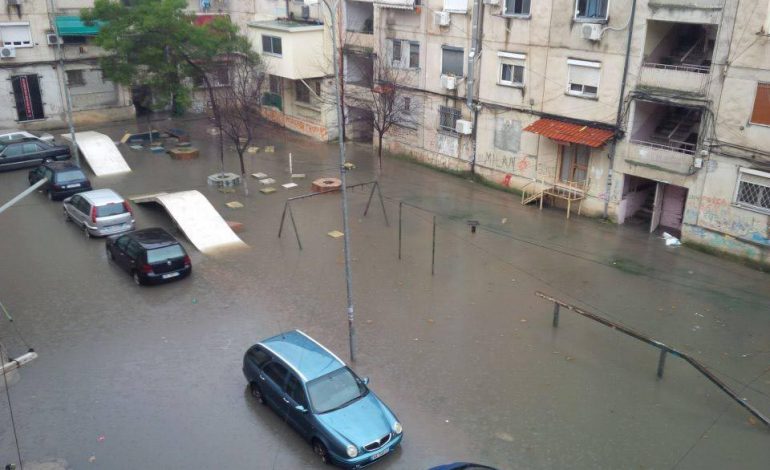 ALARMI/ Reshjet do të shtohen me intensitet, situata pritet të përkeqësohet për zonat e…