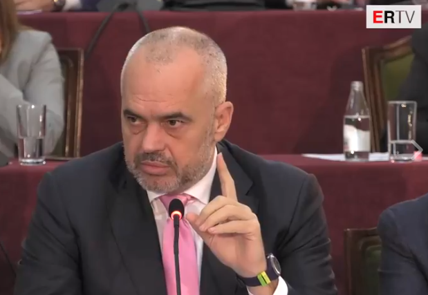 Rama ironizon deklaratat e Bashës: SHBA-BE duan të shkelin Kushtetutën?