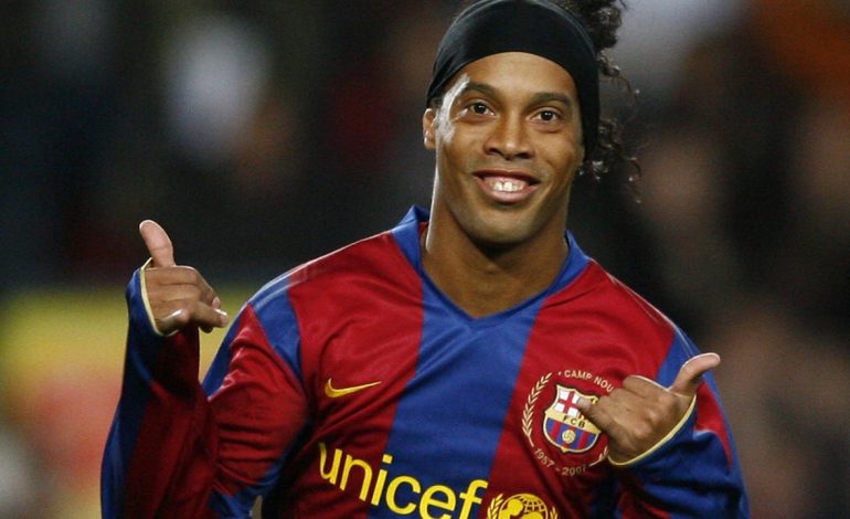 Një tjetër yll lë futbollin, tërhiqet Ronaldinho