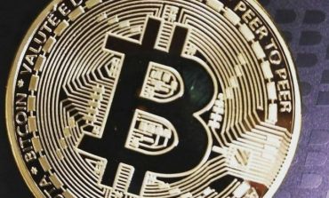 JAPONI/ Kompania paguan me monedhë bitcoin punonjësit e saj