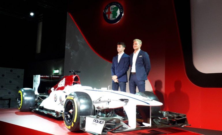 F1: Alfa Romeo zbulon pamjen e parë të makinës (Foto)