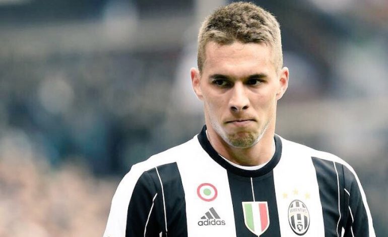 Juventusi jep në huazim lojtarin, 4 ekipe të Serie A vihen në radhë