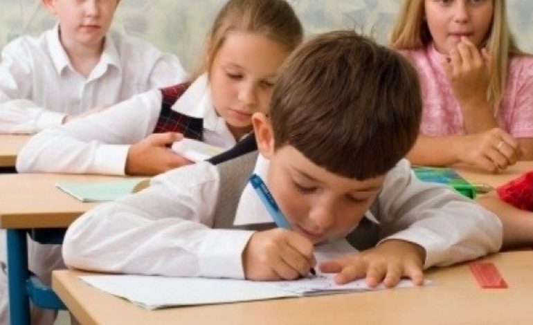Finlanda heq nga shkollat matematikën, fizikën dhe gjeografinë. Ja pse…
