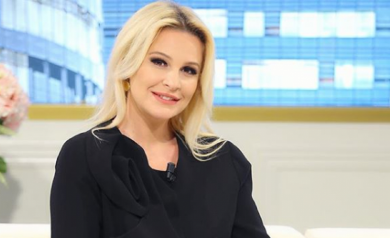 FOTO/ Ka diçka që nuk shkon tek Rudina! Ja detaji që çmendi publikun e emisionit dje