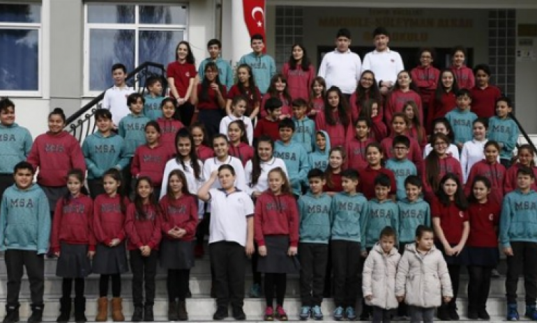 Shkolla me 33 binjakë kërkon rekordin ‘Guinnes’