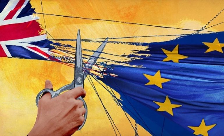 Efekti ‘Brexit’/ Britanikët lakmojnë pasaportat e irlandezëve, arsyeja është…