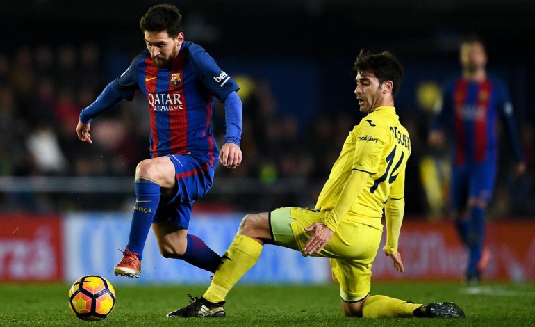 FOTO/ Villareal-Barcelona, publikohen formacionet zyrtare