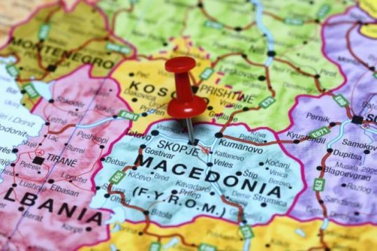 KOSOVË-SERBI/ Qeveria e Vuçiçit mund të rrëzojë njohjen ndaj Maqedonisë Sh