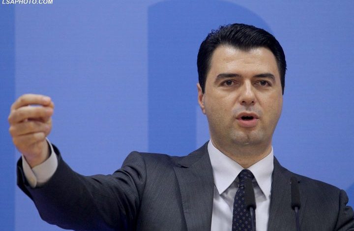 Basha kërcënon ndërkombëtarët: Po s’rrëzuat Ramën, emigrantët shqiptarë do ju vijnë në shtëpi