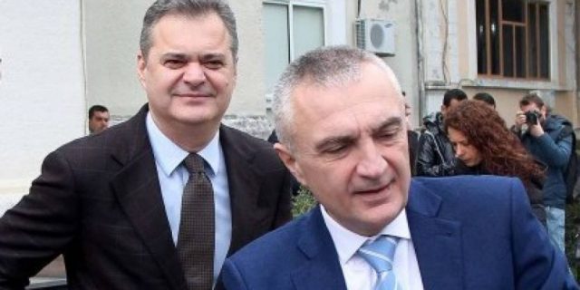 Blushi mbledh anëtarët që i kanë mbetur në parti: Merreni me qetësi e dashuri, se nuk thotë kot Meta