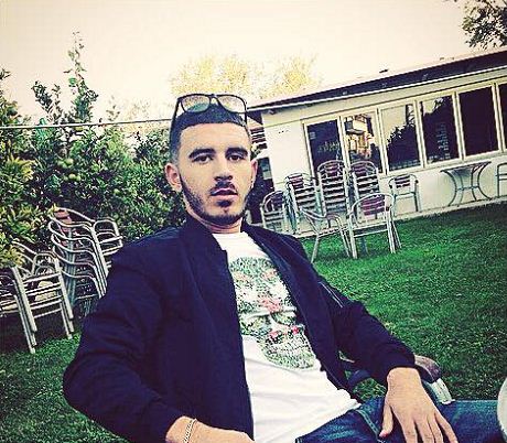 Kush është Denisi 23 vjecari që iu bë atentat ditën e sotme në Orikum (ALBUMI I FOTOVE)