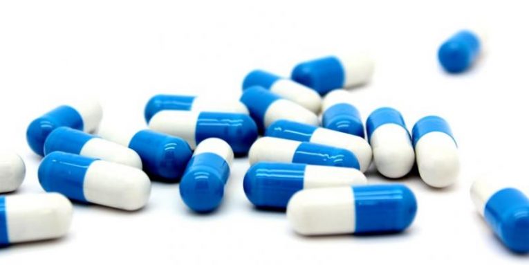 Studimi/ “Droga e re” e cila mund të shuaj dëshirën e të rinjve për të pirë alkool