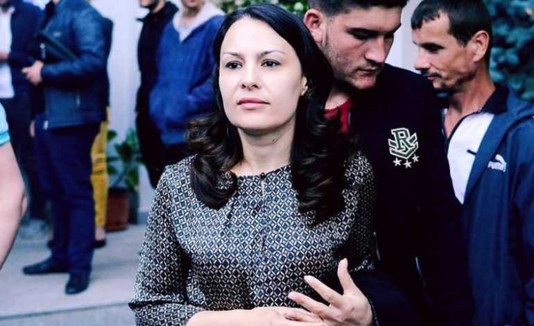 Iku Bujar Muça i PDIU-së, Komisioni Qendror i Zgjedhjeve i jep mandatin e deputetit Elena Xhinës